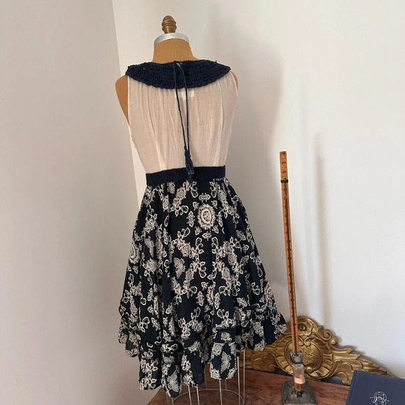 Odd Molly ruffle front dress - Picture 4 of 4